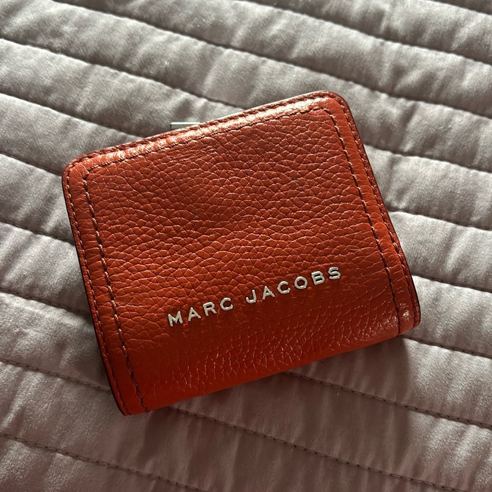 Marc Jacobs bifold wallet